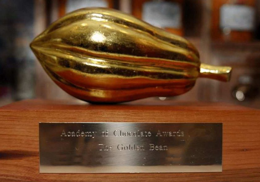 hummingbird-chocolate-maker-of-almonte-won-the-world-golden